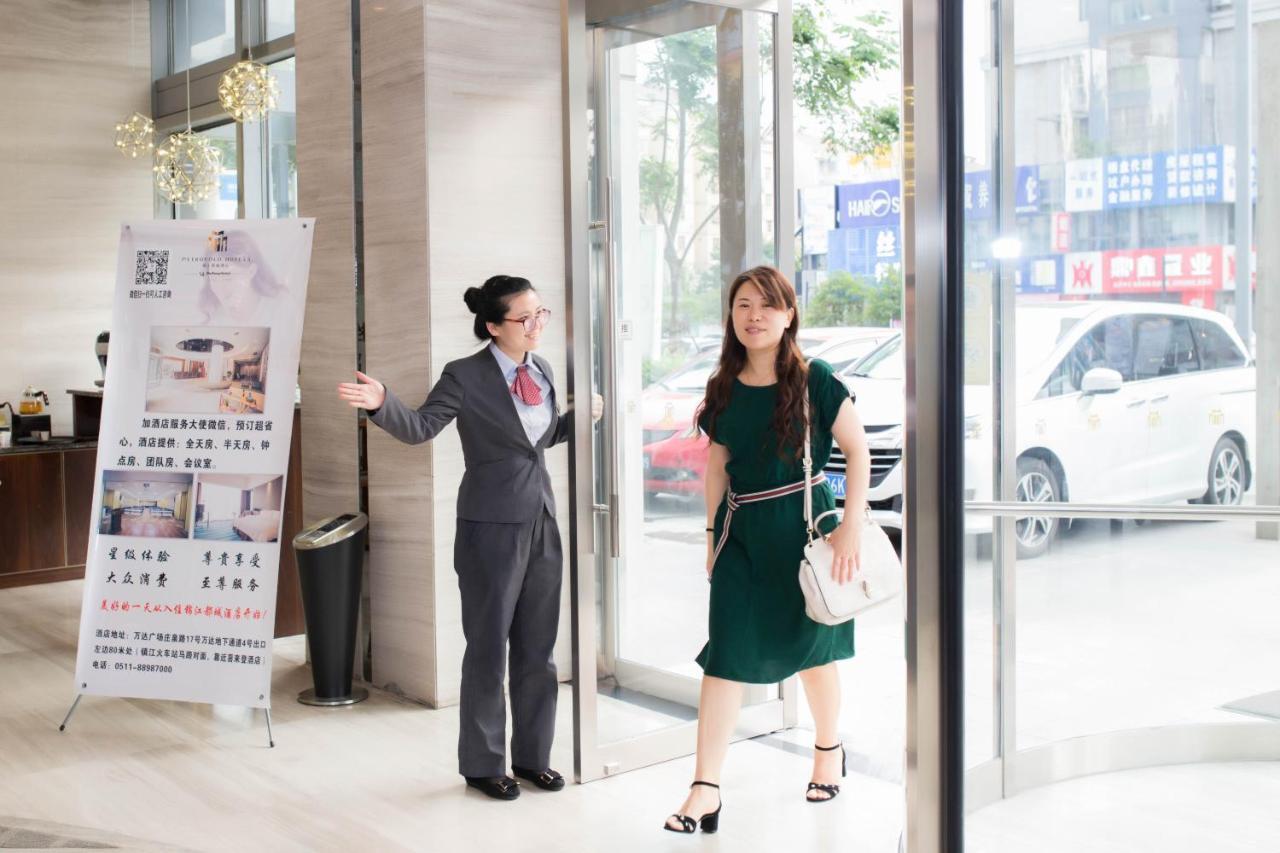 Hotel Metropolo, Zhenjiang, Railway Station Wanda Plaza Zhenjiang  Esterno foto