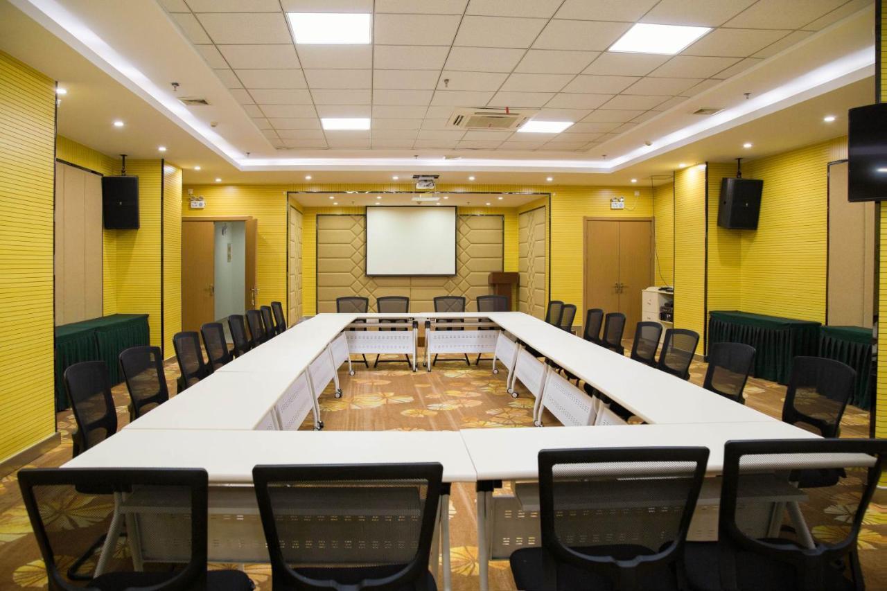 Hotel Metropolo, Zhenjiang, Railway Station Wanda Plaza Zhenjiang  Esterno foto